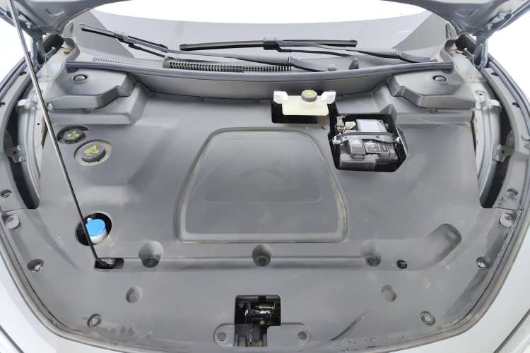 Used XPeng MONA M03 2024 620 with Ultra-Long Range Engine Bay