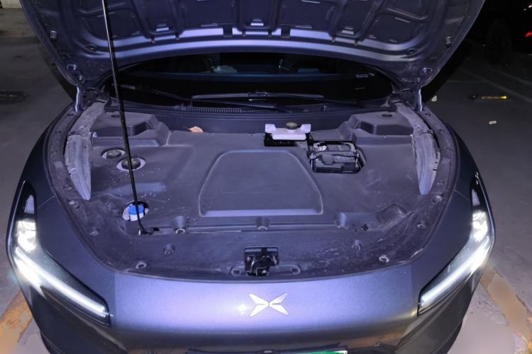 Used XPeng MONA M03 2024 620 with Ultra-Long Range Engine Bay