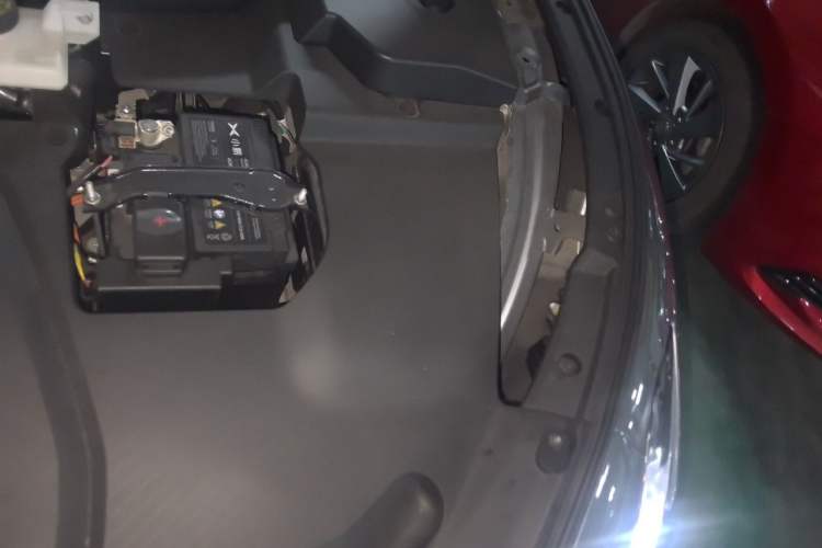 Used XPeng MONA M03 2024 620 with Ultra-Long Range Engine Bay Left