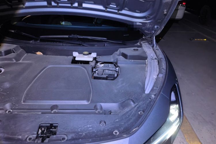Used XPeng MONA M03 2024 620 with Ultra-Long Range Engine Bay Left
