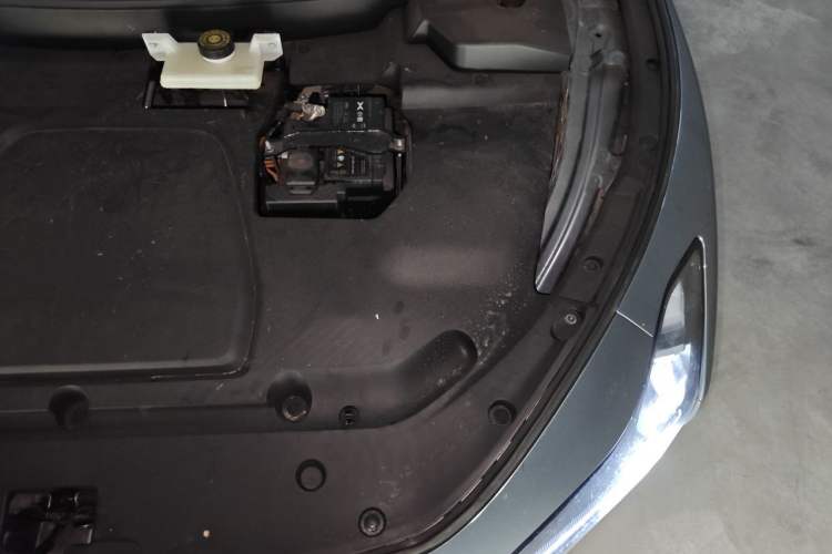Used XPeng MONA M03 2024 515 Long-Range Engine Bay Left