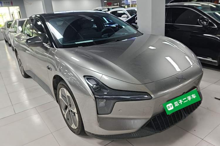 Used XPeng MONA M03 2024 620 with Ultra-Long Range Front Right 45 Deg