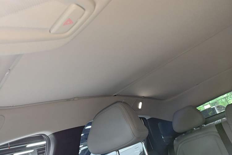 Used XPeng MONA M03 2024 620 with Ultra-Long Range Headliner
