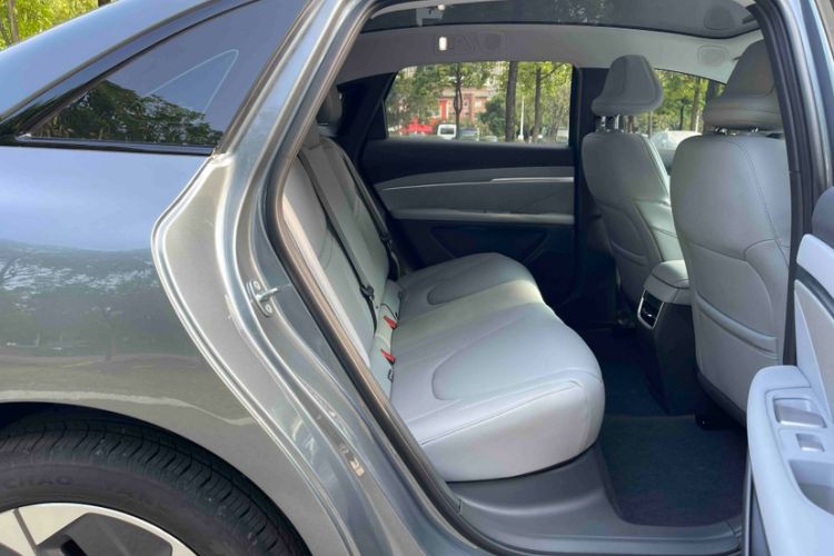 Used XPeng MONA M03 2024 515 Long-Range Interior 10