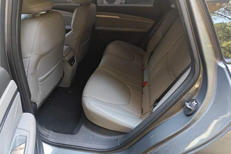 Used XPeng MONA M03 2024 620 with Ultra-Long Range Interior 4