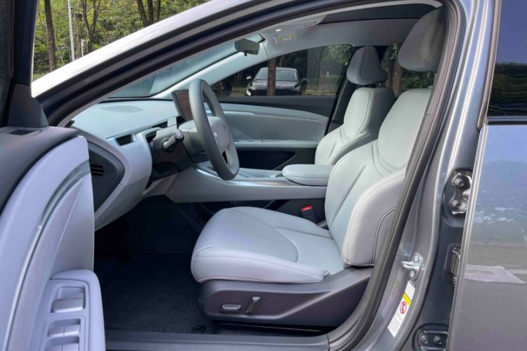 Used XPeng MONA M03 2024 515 Long-Range Interior 6