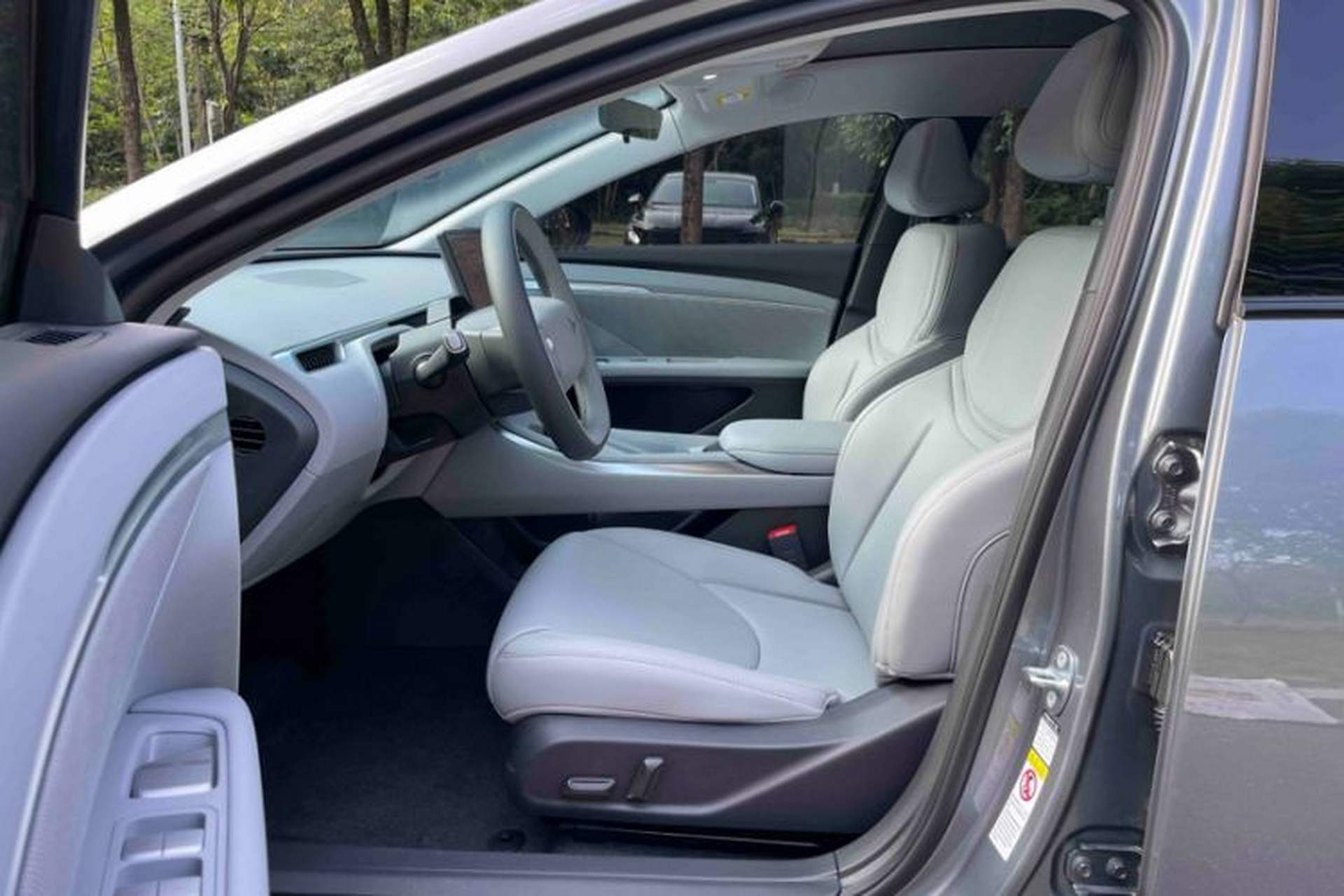 Used XPeng MONA M03 2024 515 Long-Range Interior 6