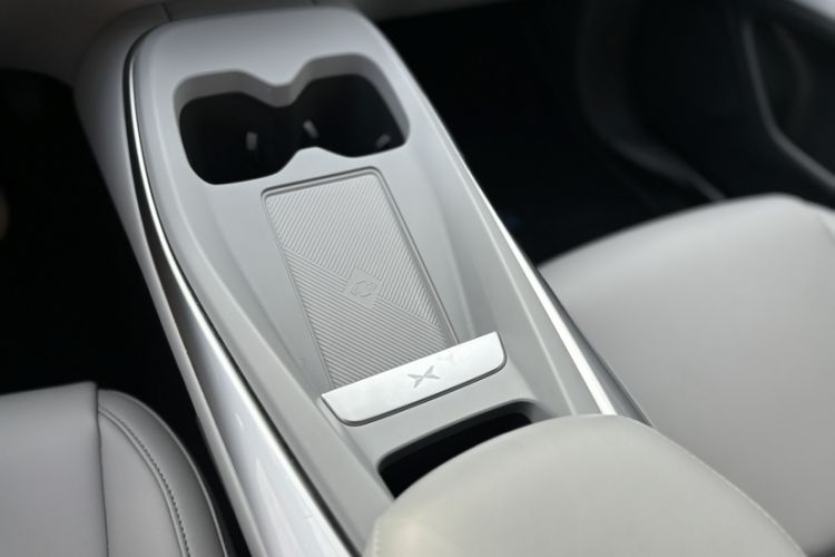 Used XPeng MONA M03 2024 515 Long-Range Interior 7