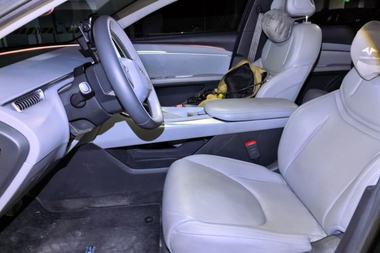 Used XPeng MONA M03 2024 620 with Ultra-Long Range Left Front Seat