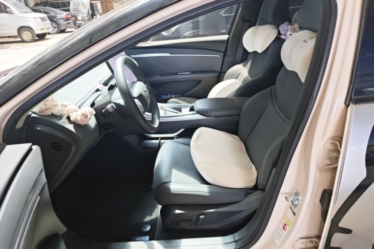 Used XPeng MONA M03 2024 620 with Ultra-Long Range Left Front Seat