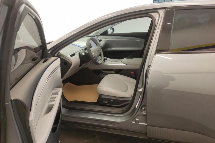 Used XPeng MONA M03 2024 620 with Ultra-Long Range Left Front Seat