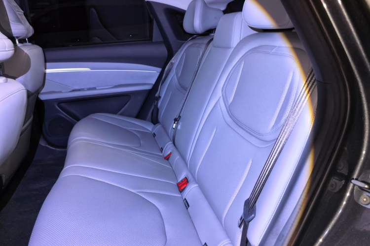 Used XPeng MONA M03 2024 620 with Ultra-Long Range Left Rear Seat