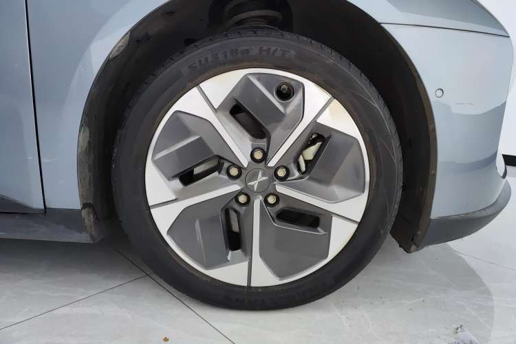 Used XPeng MONA M03 2024 620 with Ultra-Long Range Left Rear Wheel Hub