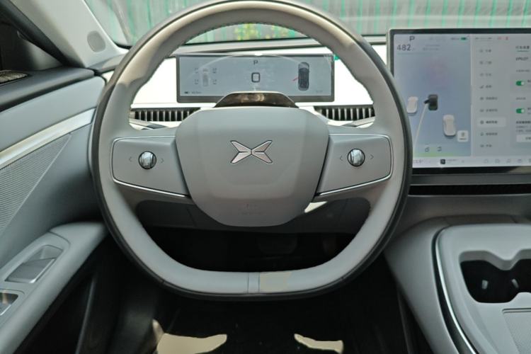 Used XPeng MONA M03 2024 620 with Ultra-Long Range Steering Wheel