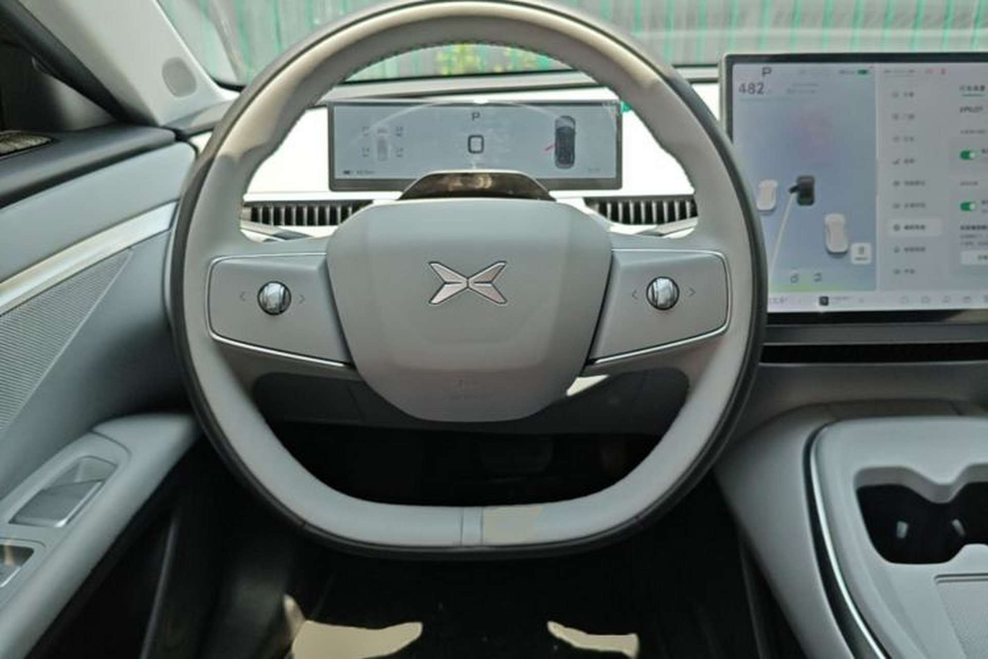 Used XPeng MONA M03 2024 620 with Ultra-Long Range Steering Wheel