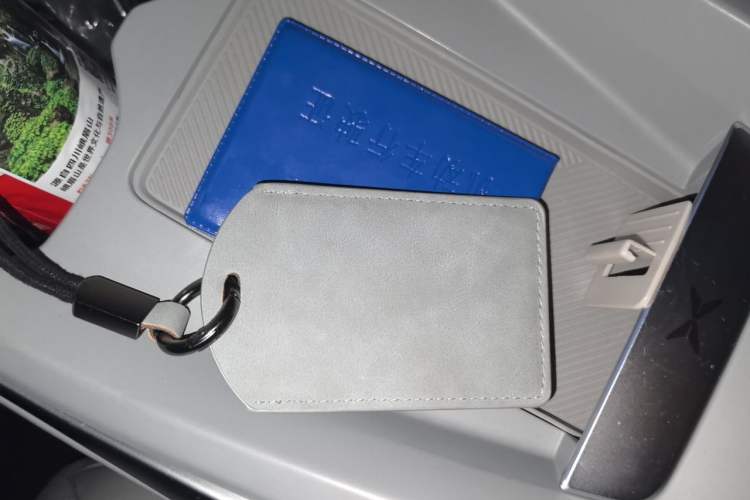 Used XPeng MONA M03 2024 620 with Ultra-Long Range Vehicle Key