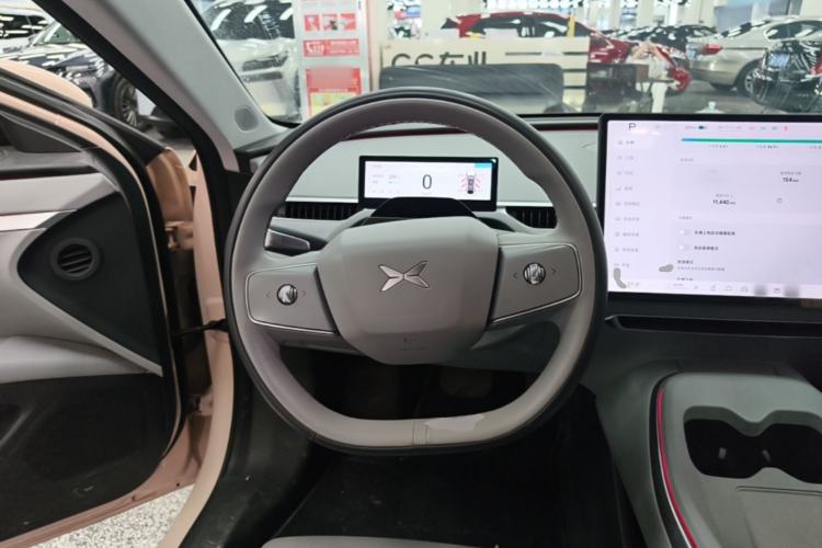 Used XPeng MONA M03 2024 580 with Ultra-Long Range Max Steering Wheel