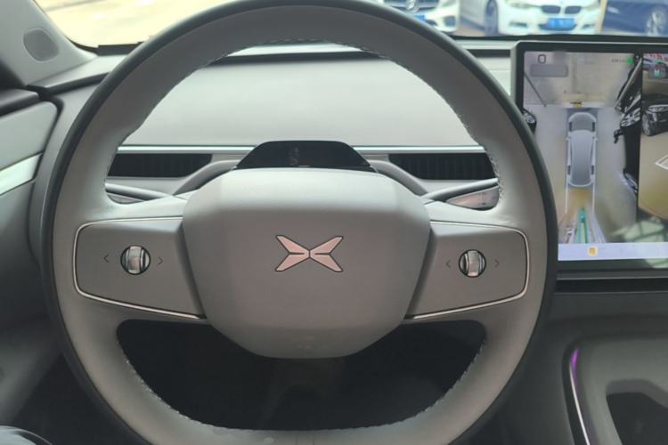 Used XPeng MONA M03 2024 620 with Ultra-Long Range Steering Wheel