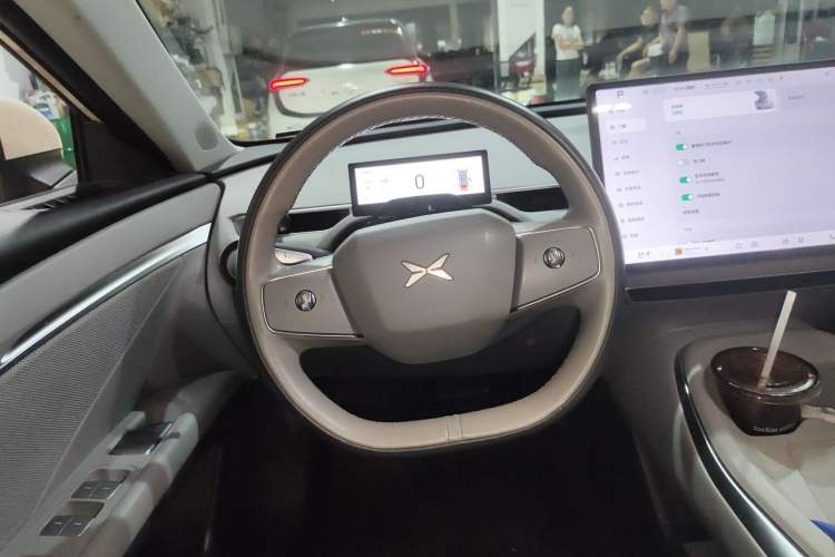 Used XPeng MONA M03 2024 620 with Ultra-Long Range Steering Wheel