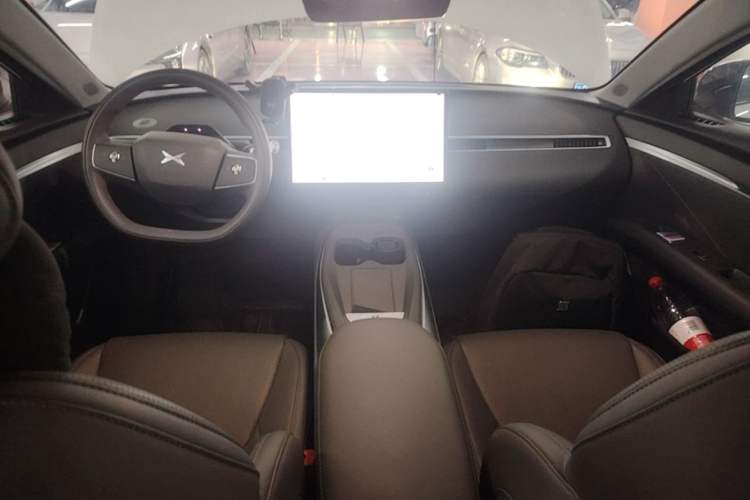 Used XPeng MONA M03 2024 620 with Ultra-Long Range Center Console