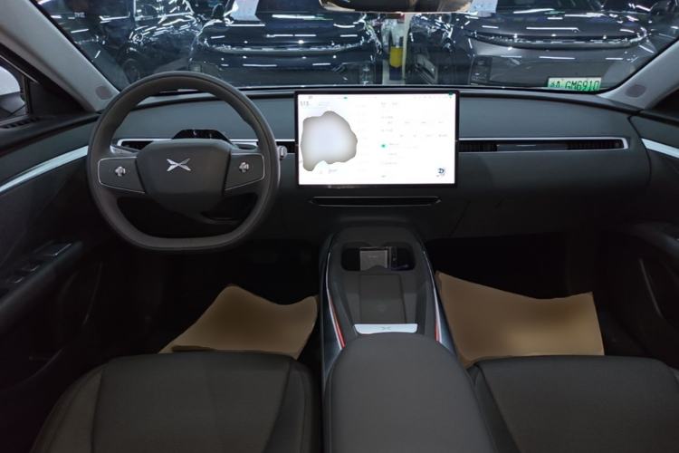 Used XPeng MONA M03 2024 620 with Ultra-Long Range Center Console