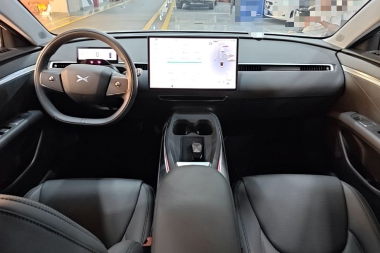 Used XPeng MONA M03 2024 620 with Ultra-Long Range Center Console