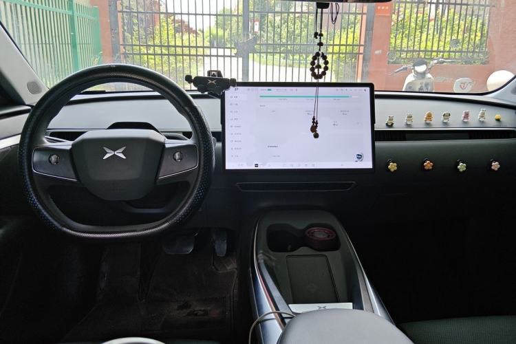 Used XPeng MONA M03 2024 620 with Ultra-Long Range Center Console