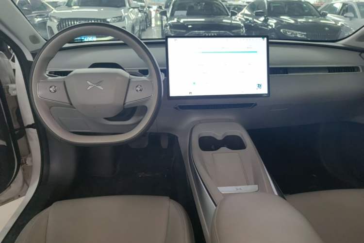 Used XPeng MONA M03 2024 515 Long-Range Center Console
