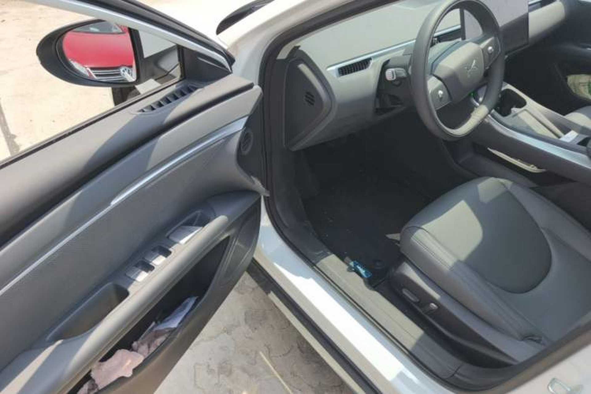 Used XPeng MONA M03 2024 620 with Ultra-Long Range Driver Seat