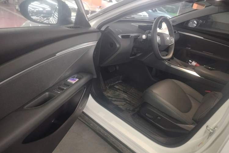 Used XPeng MONA M03 2024 620 with Ultra-Long Range Driver Seat