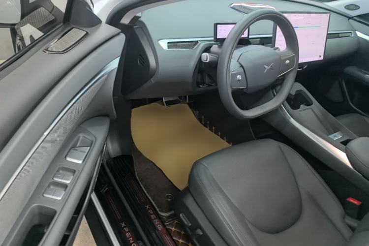 Used XPeng MONA M03 2024 620 with Ultra-Long Range Driver Seat