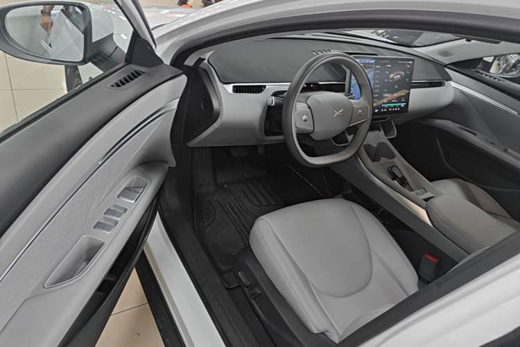 Used XPeng MONA M03 2024 515 Long-Range Driver Seat