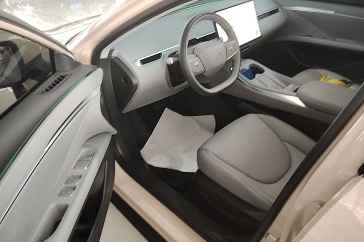 Used XPeng MONA M03 2024 620 with Ultra-Long Range Driver Seat
