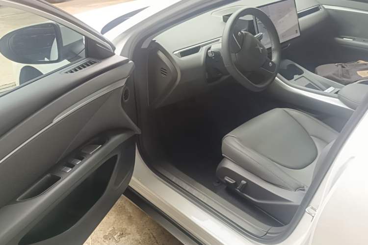Used XPeng MONA M03 2024 515 Long-Range Driver Seat