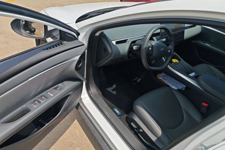 Used XPeng MONA M03 2024 620 with Ultra-Long Range Driver Seat