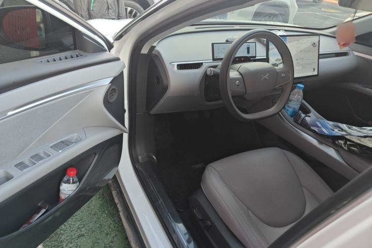 Used XPeng MONA M03 2024 620 with Ultra-Long Range Driver Seat