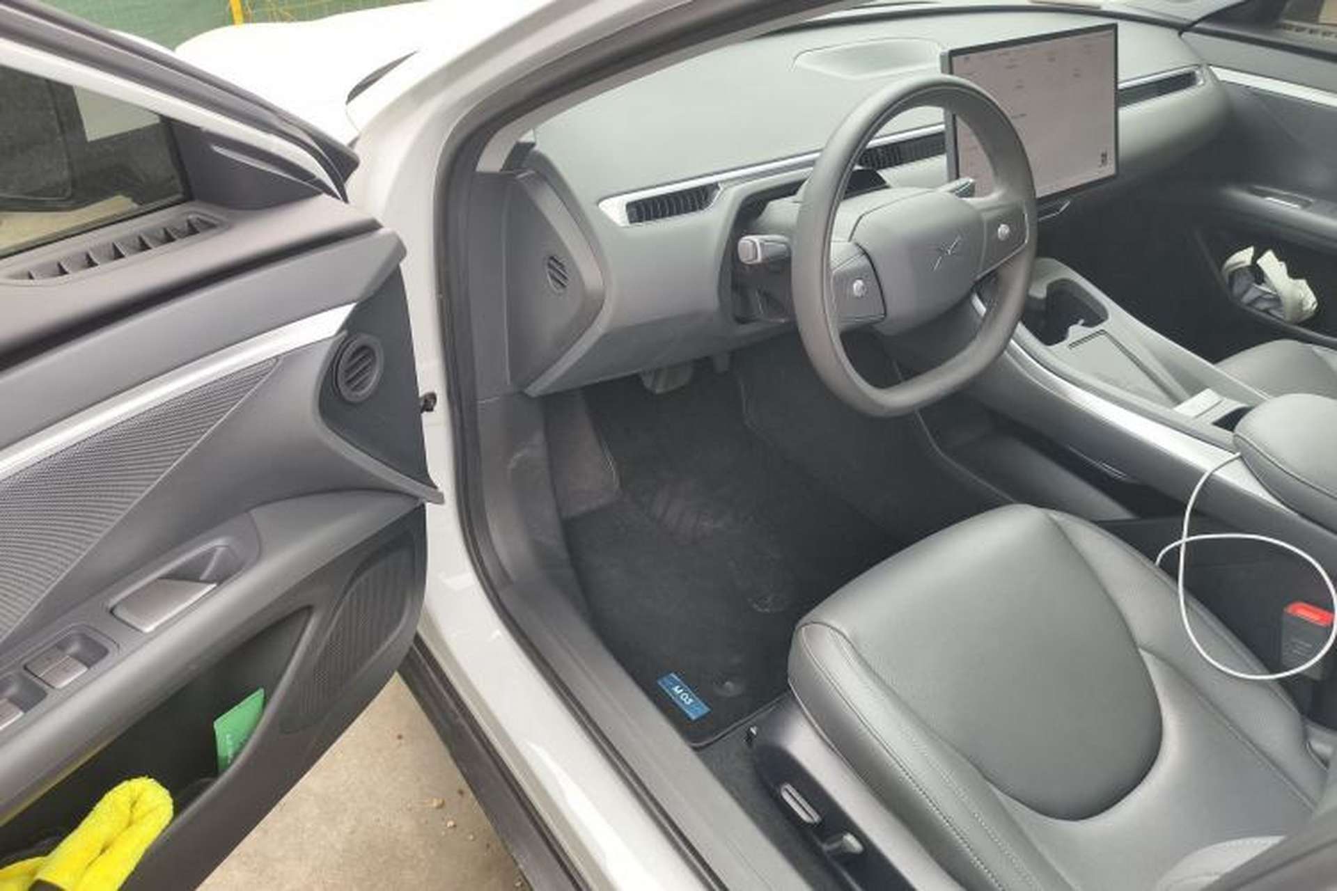 Used XPeng MONA M03 2024 620 with Ultra-Long Range Driver Seat