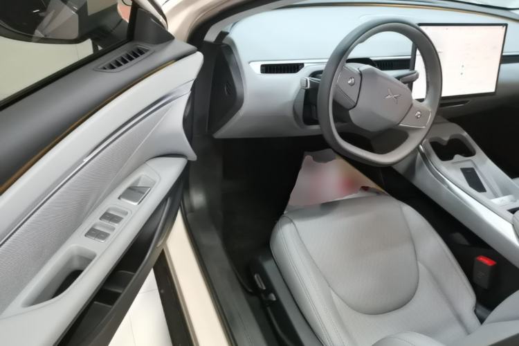 Used XPeng MONA M03 2024 620 with Ultra-Long Range Driver Seat