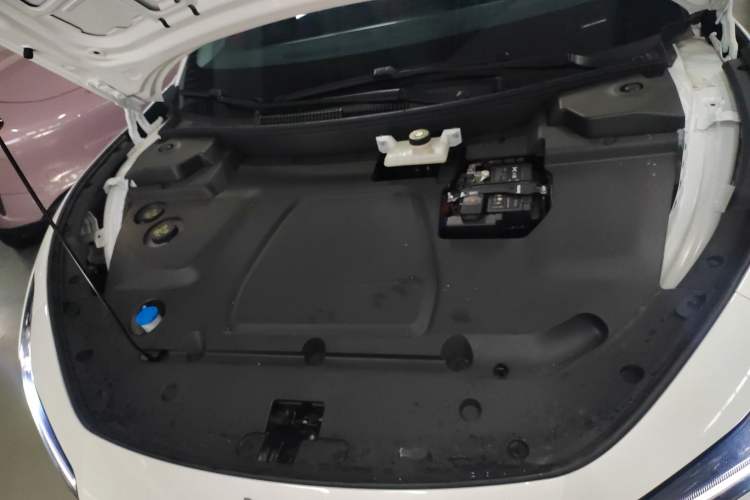 Used XPeng MONA M03 2024 620 with Ultra-Long Range Engine Bay