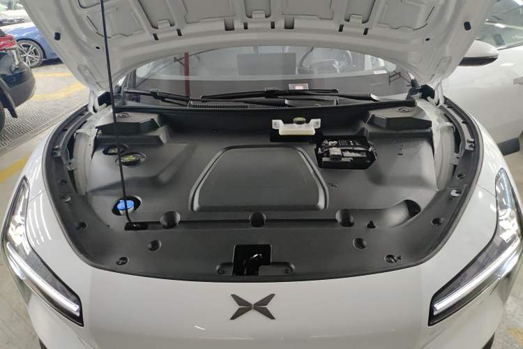 Used XPeng MONA M03 2024 515 Long-Range Engine Bay