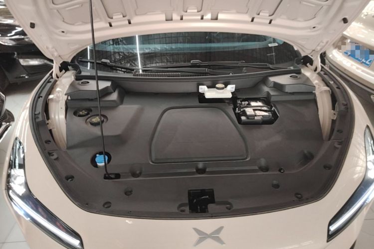 Used XPeng MONA M03 2024 620 with Ultra-Long Range Engine Bay