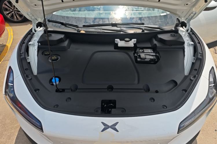 Used XPeng MONA M03 2024 620 with Ultra-Long Range Engine Bay