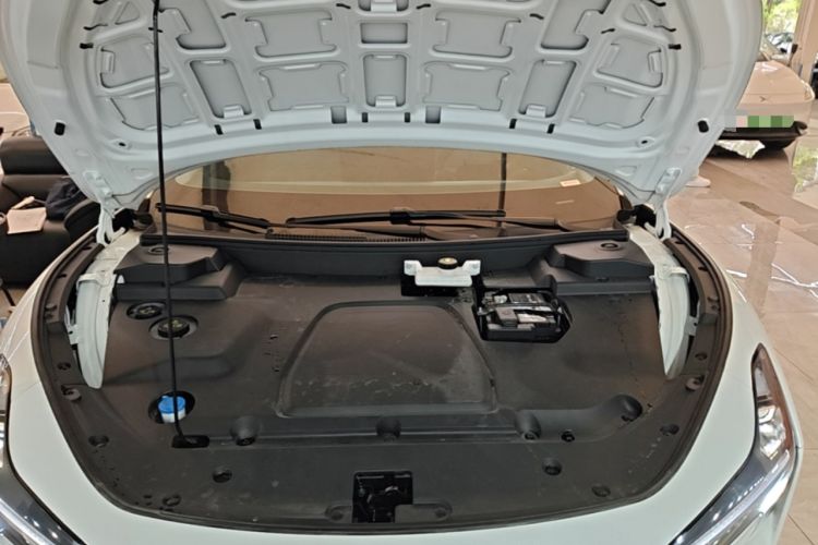 Used XPeng MONA M03 2024 620 with Ultra-Long Range Engine Bay