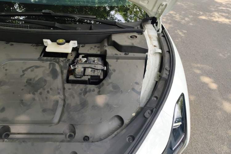 Used XPeng MONA M03 2024 515 Long-Range Engine Bay Left