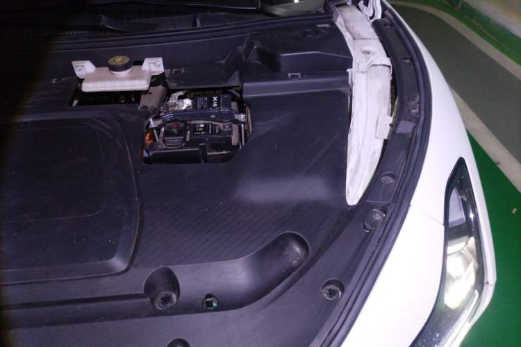 Used XPeng MONA M03 2024 620 with Ultra-Long Range Engine Bay Left