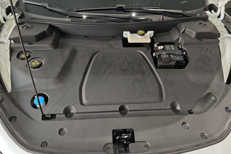 Used XPeng MONA M03 2024 620 with Ultra-Long Range Engine Bay