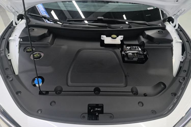 Used XPeng MONA M03 2024 620 with Ultra-Long Range Engine Bay