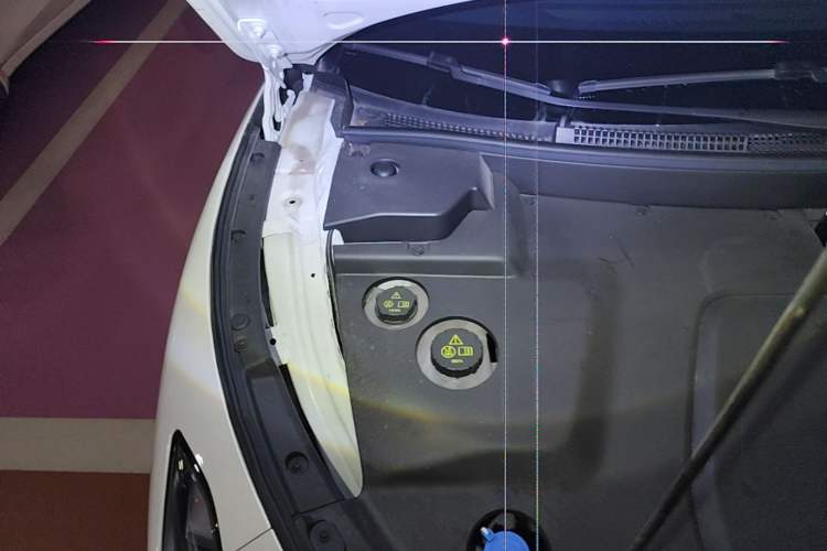 Used XPeng MONA M03 2024 515 Long-Range Engine Bay Right