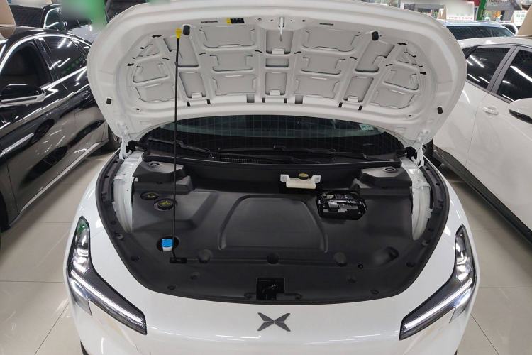 Used XPeng MONA M03 2024 620 with Ultra-Long Range Engine Bay