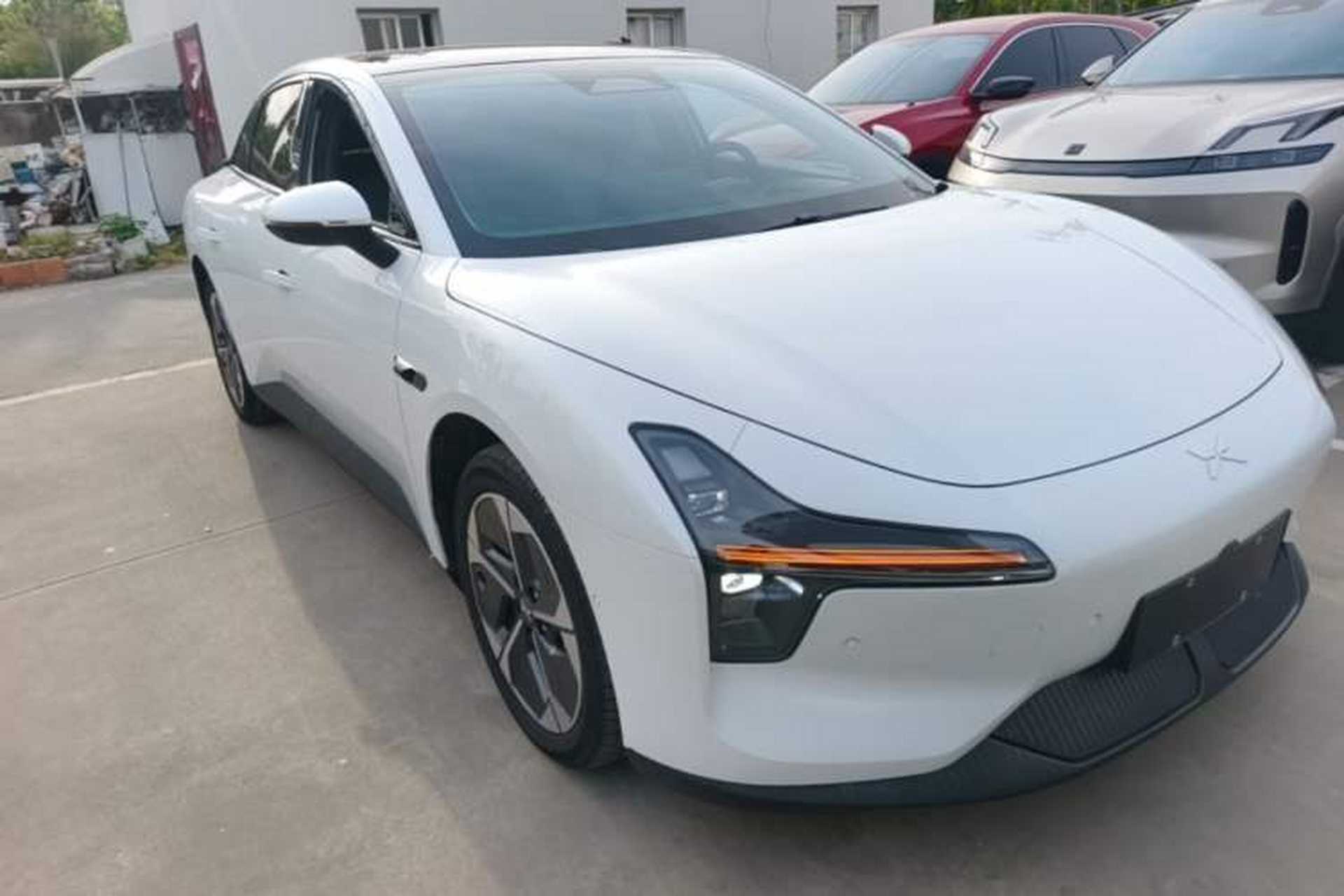 Used XPeng MONA M03 2024 515 Long-Range Exterior 1
